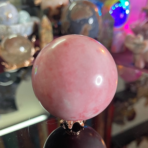 Thulite Sphere - Picture 1 of 4